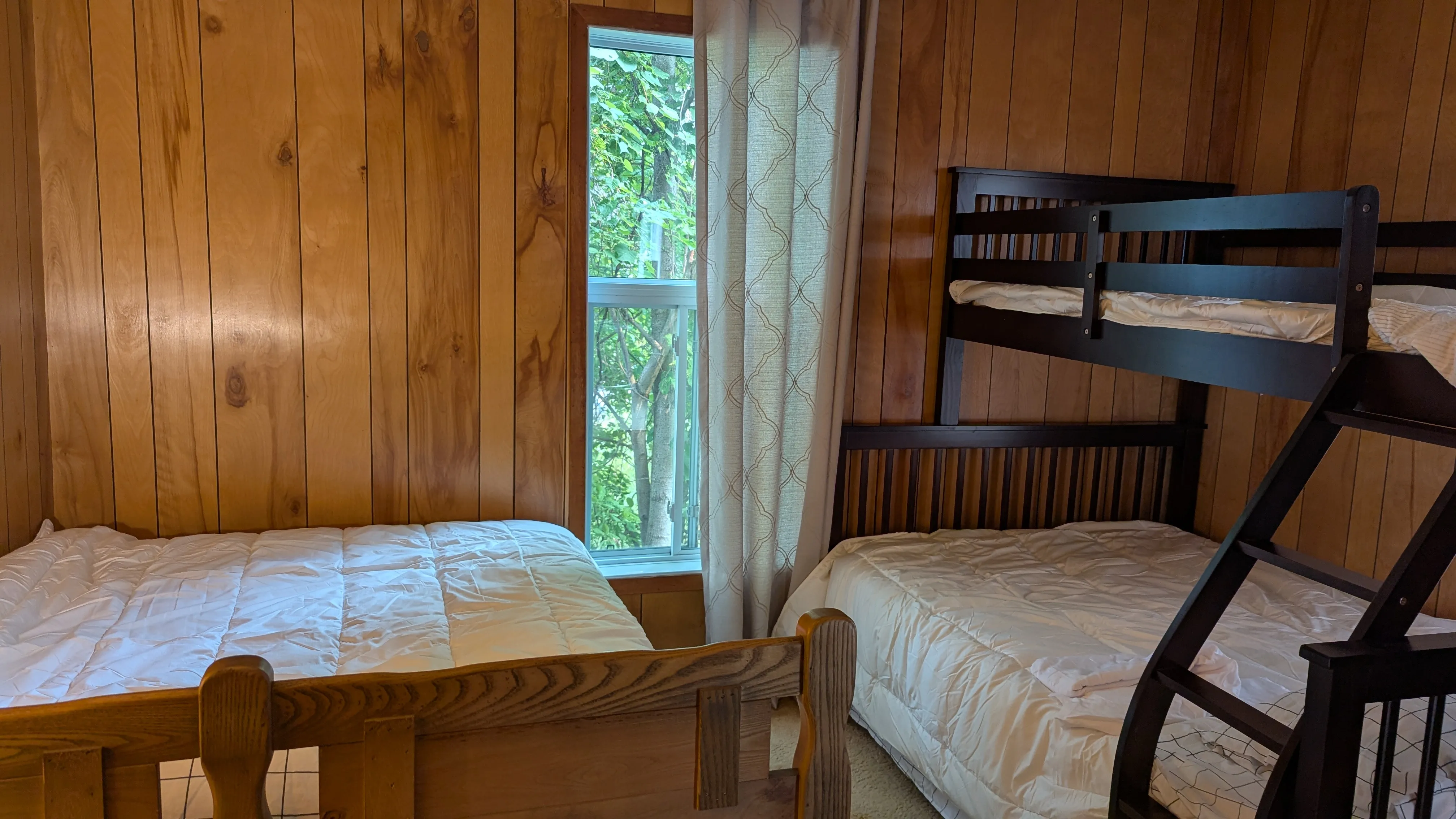 bedroom2